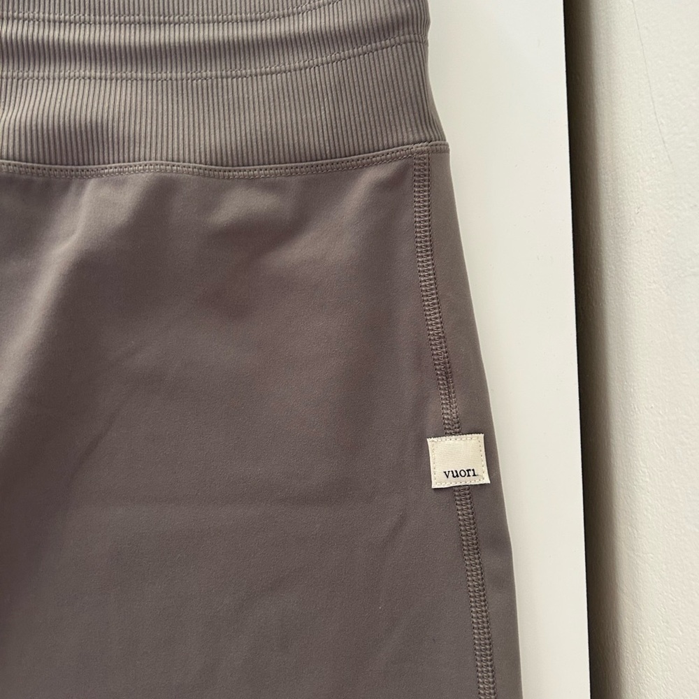 Vuori Gray Performance Jogger - image 1